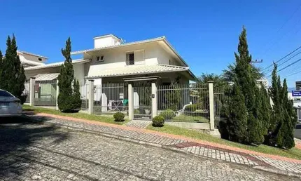 Casa com 3 quartos à venda no Comerciário, Criciúma 