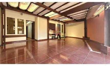 Casa com 2 dormitórios à venda, 180 m² por R$ 590.000 - Vila Bela Vista - Santo André/SP