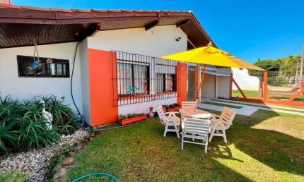 Casa com 3 quartos à venda no Atlântida Sul (Distrito), Osório 