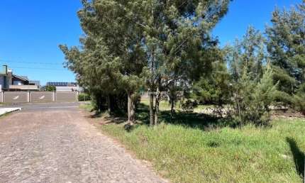 Terreno próximo da praia, ao lado do condomínio Atlântico Vilas Clube