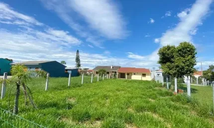 Terreno a 450m da praia de Atlântida Sul, excelente localização