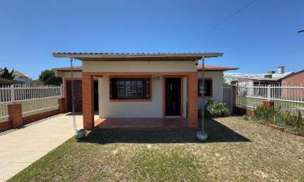 Casa com 4 quartos à venda na Rua San Conrado, 905, Atlântida Sul (Distrito), Osório