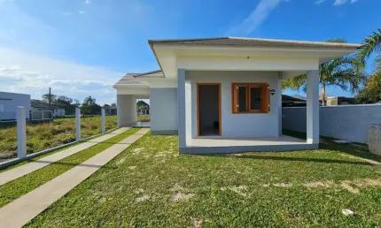 Casa à Venda em Arroio do Sal – Bairro Camboim, Próxima ao Mar