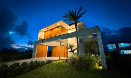 Casa com 3 quartos à venda na Rua Alegrete, km63, Centro, Arroio do Sal