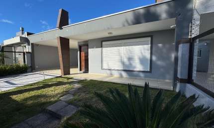 Casa com 3 quartos à venda no Atlântida Sul (Distrito), Osório 