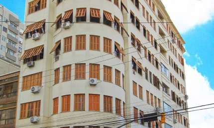 Lindo apartamento em região tradicional de Porto Alegre!