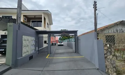 Casa com 2 quartos à venda na Rua Joaquim Meneleu de Almeida Torres, 214, Uvaranas, Ponta Grossa