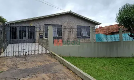 Casa com 3 quartos à venda na Avenida Euzébio de Queiroz, 13, Uvaranas, Ponta Grossa