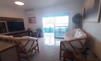 Apartamento à Venda em Guilhermina, Praia Grande - SP