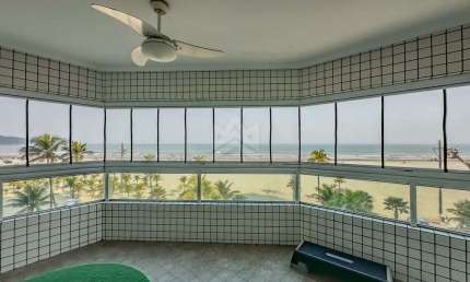 Apartamento 4 quartos frente mar à venda na Guilhermina Praia Grande-SP