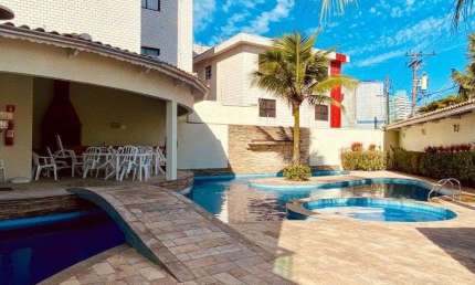 Sobrado Triplex à Venda em Praia Grande Canto do Forte 3 Dormitórios c/ Piscina