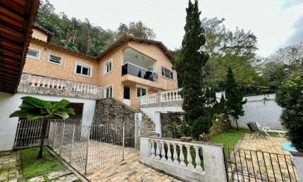 Casa Isolada à venda 3 quartos Piscina e Gourmet Canto do Forte Praia Grande-SP