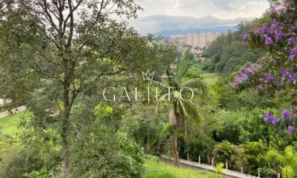 VENDA | LINDA CHÁCARA EM JUNDIAÍ. - 10mil m², 4 dormitórios sendo 1 suíte, sala de estar, sala de jantar, sala de Home theater.