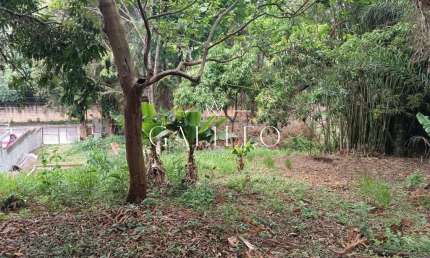 Terreno à venda na Avenida Nami Azem, 22, Núcleo Colonial Barão de Jundiaí, Jundiaí