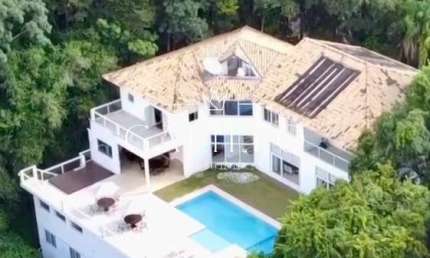 Luxuosa mansão em condomínio na Fazenda Campo Verde, Jundiaí-SP: 6 quartos, 4 suítes, 4 salas, 11 banheiros, 6 vagas de garagem, 5.780m²!