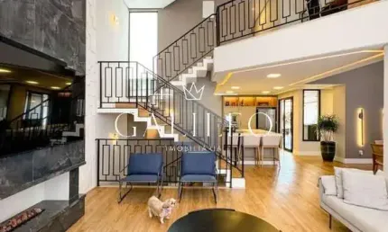 Casa de Condomínio à venda no Jardim Samambaia, Jundiaí-SP: 3 quartos, 1 suíte, 3 salas, 4 banheiros, 280m².