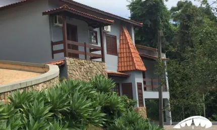 Casa Condomínio Residencial Chácara Flora | Jardim Soleil, Valinhos/SP | AT: 800M² AC: 399M² 6 Dormitórios 3 Suítes 5 Vagas | Piscina