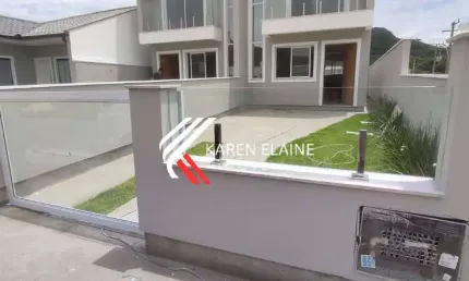 Casa/sobrado novo à venda com 2 suítes e 1 lavabo no vale verde na palhoça