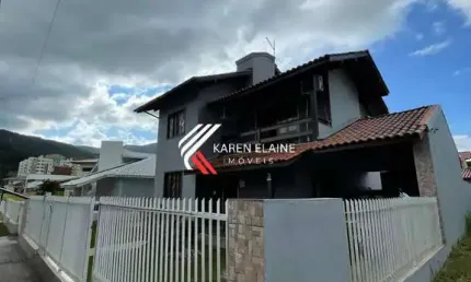 Casa à venda c/ 03 dormitórios, sendo 1 suíte na pedra branca - palhoça/sc.