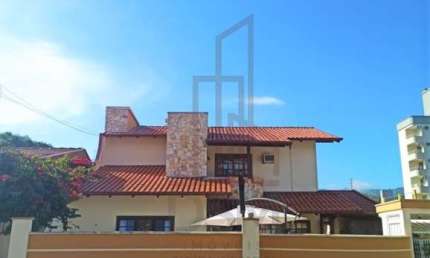 Casa com 2 quartos à venda no Águas Claras, Brusque , 185 m2 por R$ 849.000