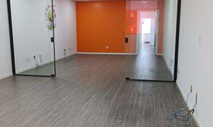 Ponto comercial para alugar no Centro I, Brusque , 97 m2 por R$ 6.000