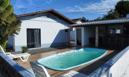 Casa com 3 quartos à venda no Dom Joaquim, Brusque , 222 m2 por R$ 699.000