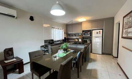 Casa com 3 quartos à venda no Souza Cruz, Brusque , 140 m2 por R$ 680.000