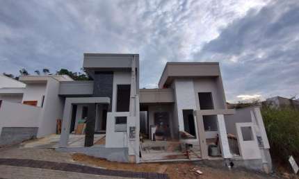 Casa com 3 quartos à venda no Primeiro de Maio, Brusque , 72 m2 por R$ 439.000