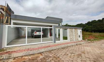 Casa com 3 quartos à venda no Primeiro de Maio, Brusque , 200 m2 por R$ 1.200.000