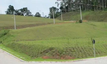 Terreno à venda no primeiro de maio, brusque  por r$ 250.000