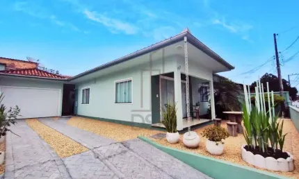 Casa com 2 quartos à venda no Santa Rita, Brusque , 287 m2 por R$ 890.000