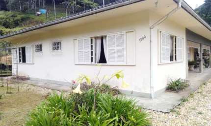 Chácara / sítio com 3 quartos à venda no Cedrinho, Brusque  por R$ 2.100.000