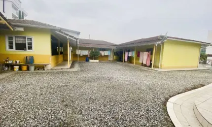 Casa com 2 quartos à venda no Dom Joaquim, Brusque , 220 m2 por R$ 1.280.000