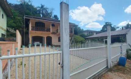 Casa com 2 quartos à venda no Poço Fundo, Brusque  por R$ 550.000