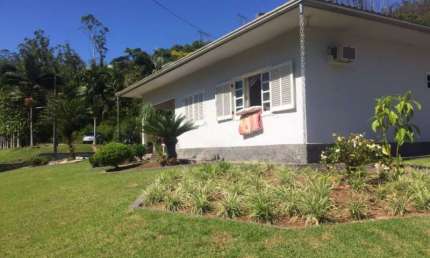 Casa com 3 quartos à venda no Centro, Guabiruba , 1292 m2 por R$ 1.800.000