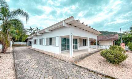 Casa com 2 quartos à venda no Santa Terezinha, Brusque  por R$ 2.200.000