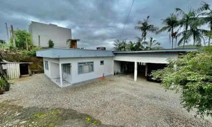 Casa com 3 quartos à venda no Dom Joaquim, Brusque , 100 m2 por R$ 600.000