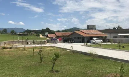 Casa à venda no Dom Joaquim, Brusque  por R$ 900.000