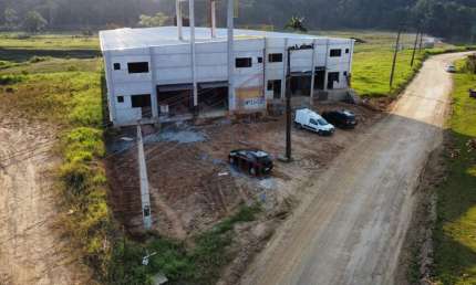 Barracão / Galpão / Depósito para alugar no Dom Joaquim, Brusque , 381 m2 por R$ 5.305