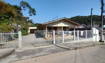 Casa com 3 quartos à venda no steffen, brusque , 70 m2 por r$ 530.000
