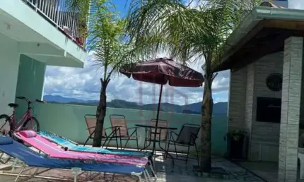 Casa com 3 quartos à venda no Limoeiro, Brusque , 220 m2 por R$ 750.000