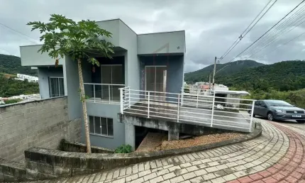 Casa com 2 quartos à venda no Limeira Baixa, Brusque , 71 m2 por R$ 319.000