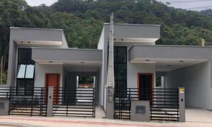 Casa com 2 quartos à venda no Lageado Baixo, Guabiruba , 78 m2 por R$ 380.000