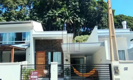 Casa com 3 quartos à venda no Dom Joaquim, Brusque , 95 m2 por R$ 599.000