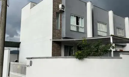 Casa com 2 quartos à venda no limeira baixa, brusque , 62 m2 por r$ 350.000