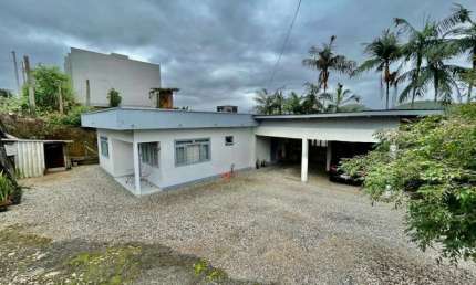 Casa com 3 quartos à venda no Dom Joaquim, Brusque , 100 m2 por R$ 600.000