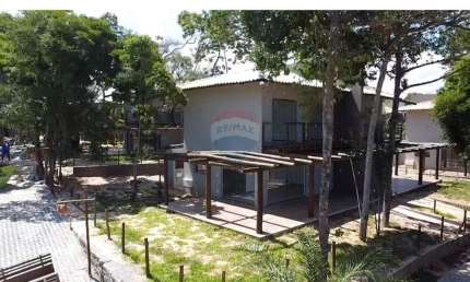 Apartamento à venda em Praia do Forte, Mata de São João-BA: 3 quartos, 2 suítes, 3 banheiros, 2 vagas, 136,00 m².