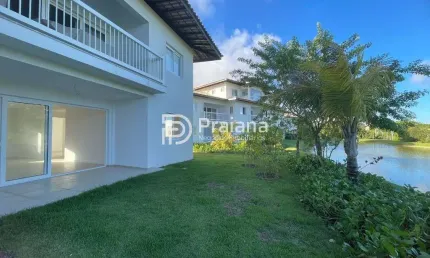 Apartamento à venda na Praia do Forte: térreo com 2 quartos Condomínio Village dos Ipês