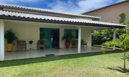 Impecável casa em condomínio de alto padrão em itacimirim, camaçari-ba: 5 quartos, 4 suítes, 6 banheiros, 2 vagas, 280m².