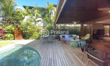 Casa para locação temporada em  praia do forte, com 5 quartos, 5 suítes, 2 salas, 7 banheiros, 2 vagas de garagem e 280m².